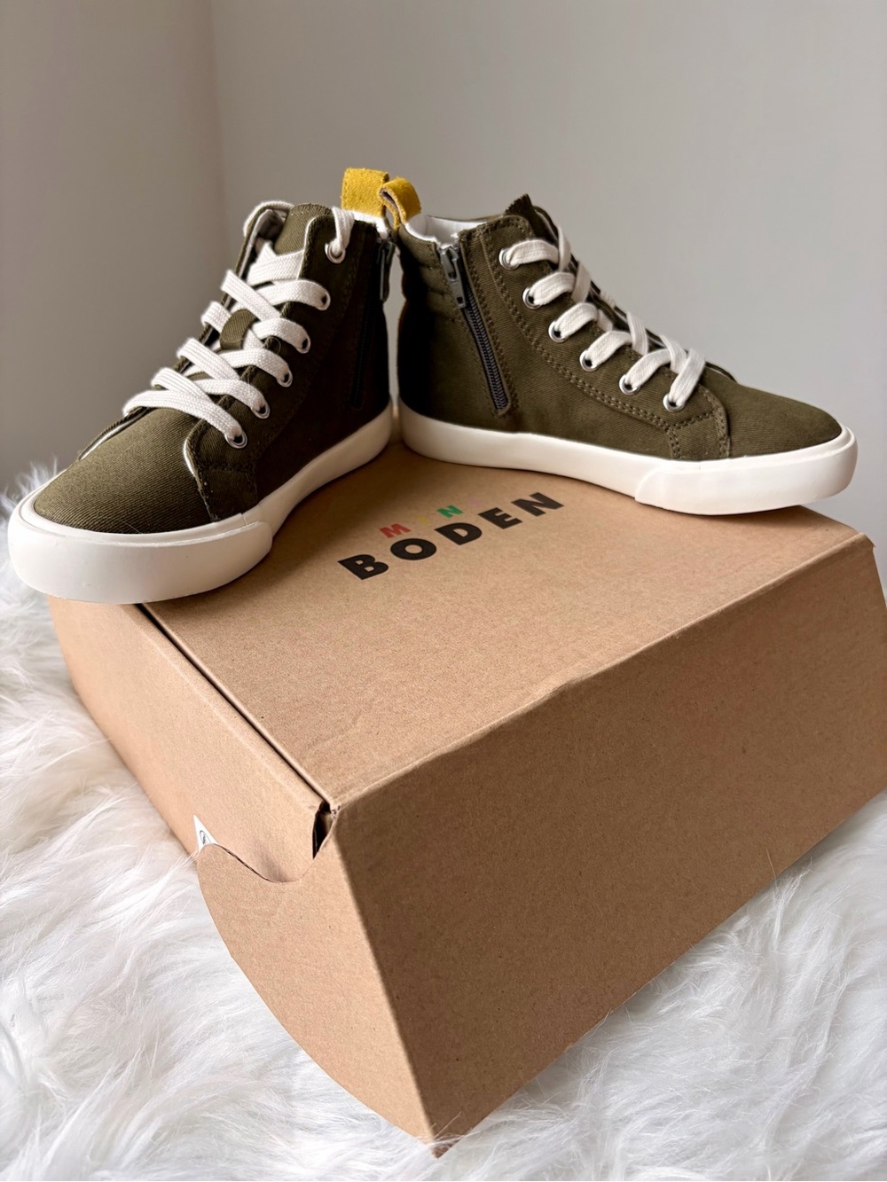 Mini Boden High Top Sneakers - Picture 8 of 10